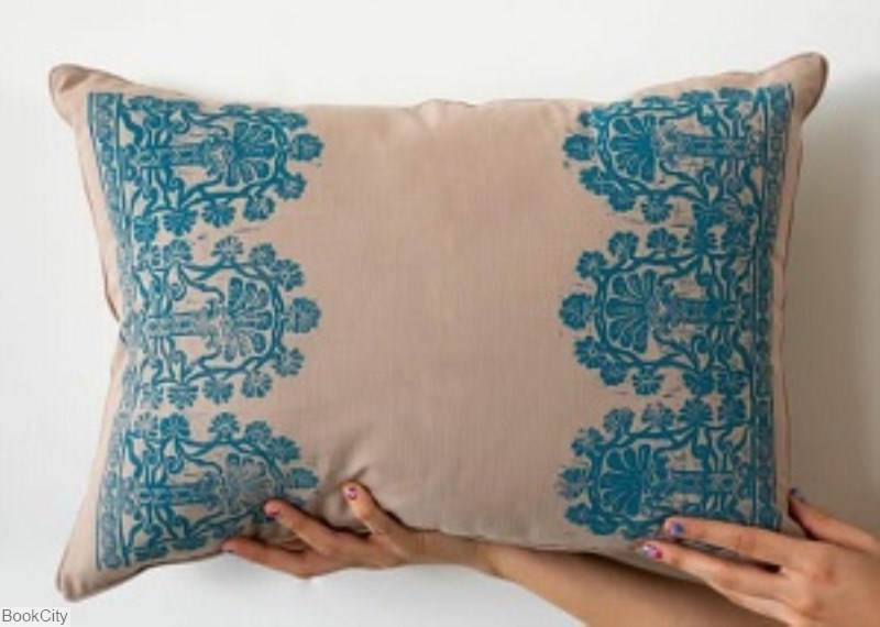 تصویر  كوسن نيلوفر آبي 50×35 Koomeh